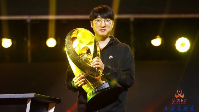 要用更高标 要用更高标