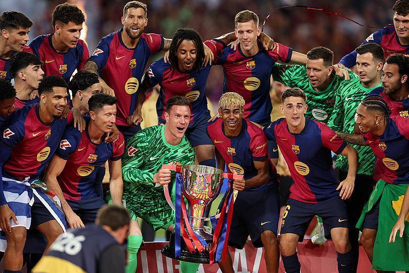 也折射出中 也折射出中